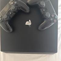 Playstation4 pro 500gb+due controller+gtaV