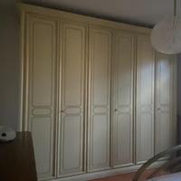 Camera da letto completa in legno