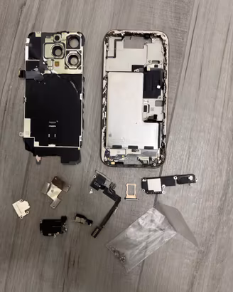 Iphone 16 Pro - Parti di ricambio