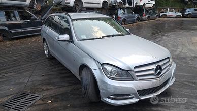 MERCEDES CLASSE C 220 DEL 2011 SOLO PER RICAMBI