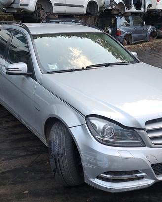 MERCEDES CLASSE C 220 DEL 2011 SOLO PER RICAMBI