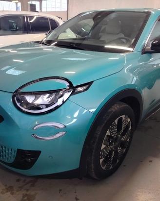 FIAT 600 Hybrid 100 CV DCT MHEV La Prima
