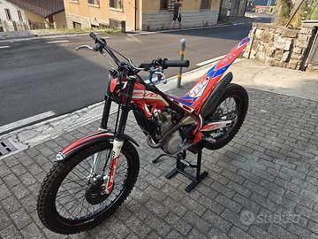 Beta 300 4T