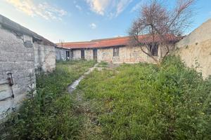 Casa indipendente stile tradizionale