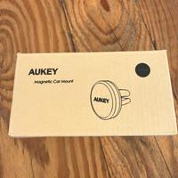 Supporto magnetico per telefono modello AUKEY.