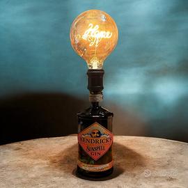 Lampada hendrick’s