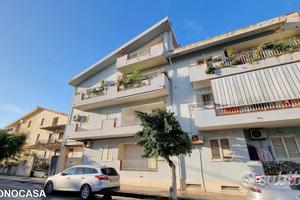 Venetico Marina fronte mare 3 vani con cantina