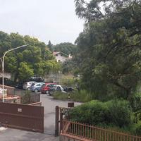 Barriera(adiac. v. del Bosco) ampio 4 vani