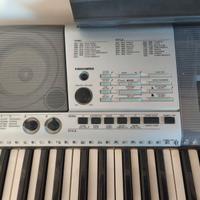 Tastiera YAMAHA e403