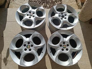 N.4 Cerchi in lega 17" Alfa Romeo 5 fori