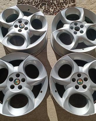 N.4 Cerchi in lega 17" Alfa Romeo 5 fori