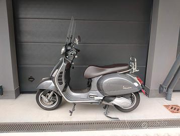 vespa gts 300