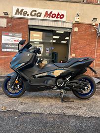Yamaha T Max 560 - 2025