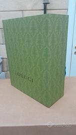 Grande Box scatola Gucci contenitore abbigliamento