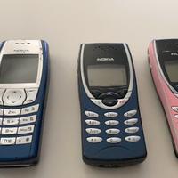 Nokia 8210