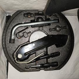 VW attrezzi da ruotino e pannello vano baule