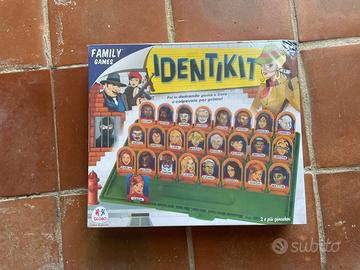 Gioco Identikit family games