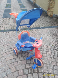 Triciclo con maniglia