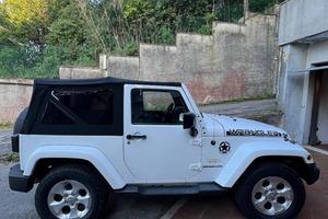 Jeep wrangler Sahara 2016