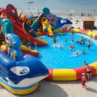 Gioco Gonfiabile Acquatico per Villaggi Turistici