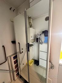 porta cappotti a specchio