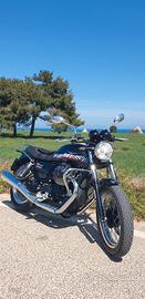 Moto Guzzi V7 IV - 2025