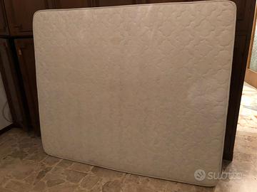 Materasso matrimoniale