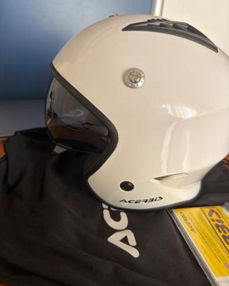 Casco Acerbid Jet Aria