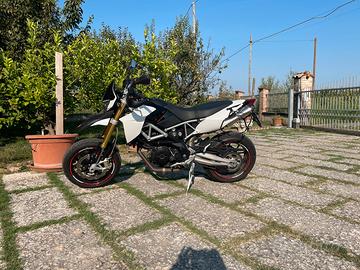 Aprilia Dorsoduro 750 2014 depotenziata A2