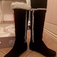 Stivali al ginocchio con pelliccia