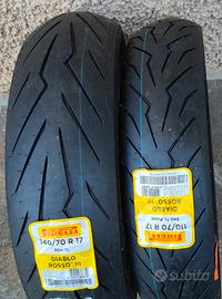 Pneumatici Pirelli Diablo Rosso 110 e 140/70 R17