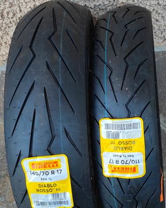 Pneumatici Pirelli Diablo Rosso 110 e 140/70 R17