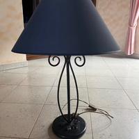 Lampada da tavolo