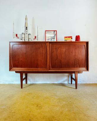 Credenza Arne Vodder vintage danese anni 50