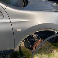 PARAFANGO ANTERIORE DESTRO NISSAN Qashqai 1Â° Seri