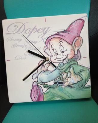 Orologio da Parete Disney EGAN - Cucciolo (Dopey)