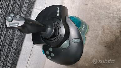 Microsoft Joistick e volante con pedaliera