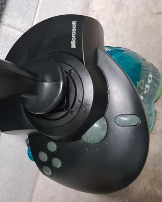 Microsoft Joistick e volante con pedaliera