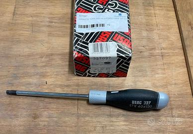 Articoli USAG: giraviti e chiavi