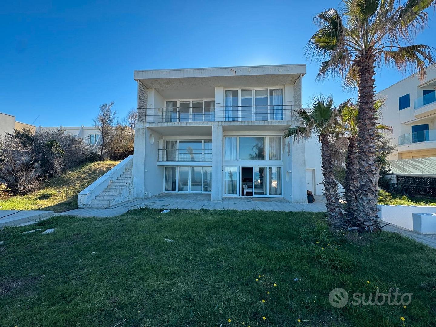 Subito - SUBITO CASA - Villa di lusso, Lungomare nord, Termoli - Ville ...