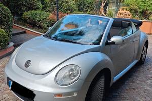 Volkswagen New Beattle 1.6 benzina cabrio