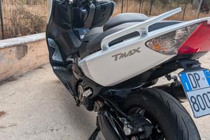 T-Max 2011