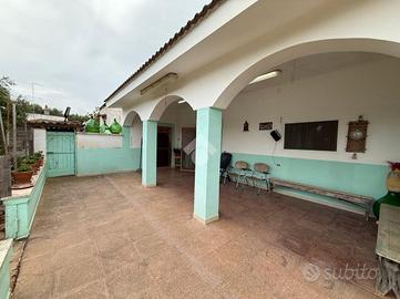 VILLA SINGOLA A CEGLIE MESSAPICA