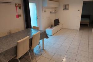 Appartamento con giardino