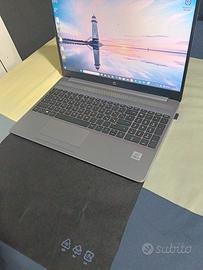 Laptop HP 250 G8 Notebook PC 