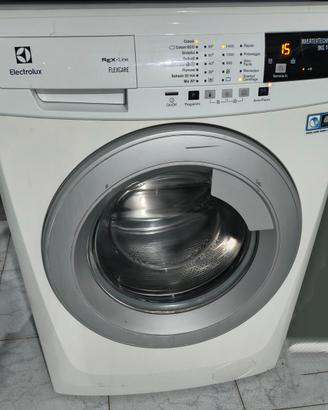 lavatrice Electrolux e Zerowatt A+++9 kg come nuov