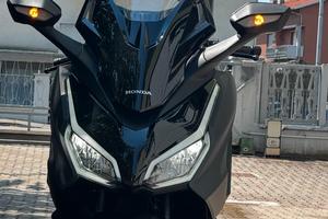 Honda forza 350