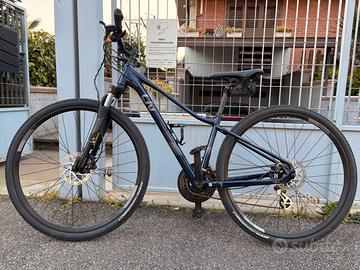 Bicicletta Giant Rove