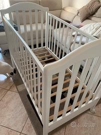 Lettino per bambini con sponde