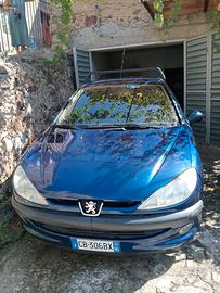PEUGEOT 206 BENZINA  2002  KM 124.500
